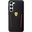 Etui Ferrari pro Samsung Galaxy S23 HardCase Carbon Contrast Edges czarny