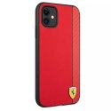 Ferrari iPhone 11 6,1" / Xr pouzdro červené/červené pevné pouzdro On Track Carbon Stripe