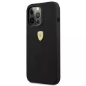 Pouzdro Ferrari iPhone 13 Pro Max 6,7" černo/černé pevné silikonové pouzdro