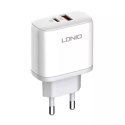 LDNIO A2526C USB nástěnná nabíječka, USB-C 45W Lightning kabel