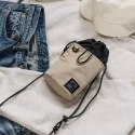 Ringke Mini Pouch case Cross Bag pour écouteurs petits objets bleu marine (BG08485RS)