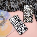 Coque Kingxbar Wild Series pour iPhone 13 vache